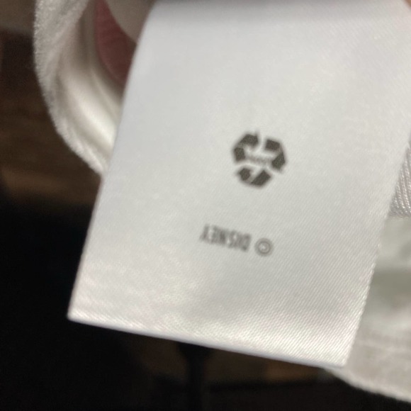 Disney Size 2T White and Gold Terry Cloth Beach Cover Up. Pre-Owned - Picture 4 of 7